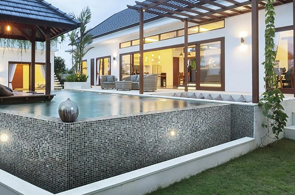 Aquarius Pool Glass