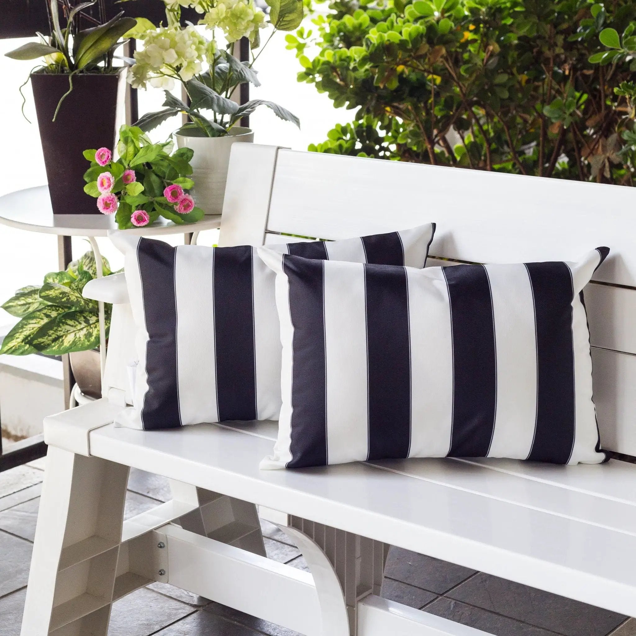 Horizon - Stripe Pillow Outdoor & Indoor - Black by HouseOfZazla