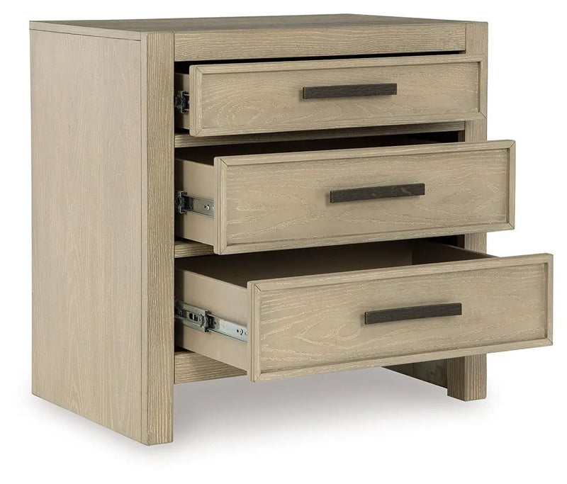 Calmoro - Three Drawer Night Stand - Gray by Unique Piece Furniture