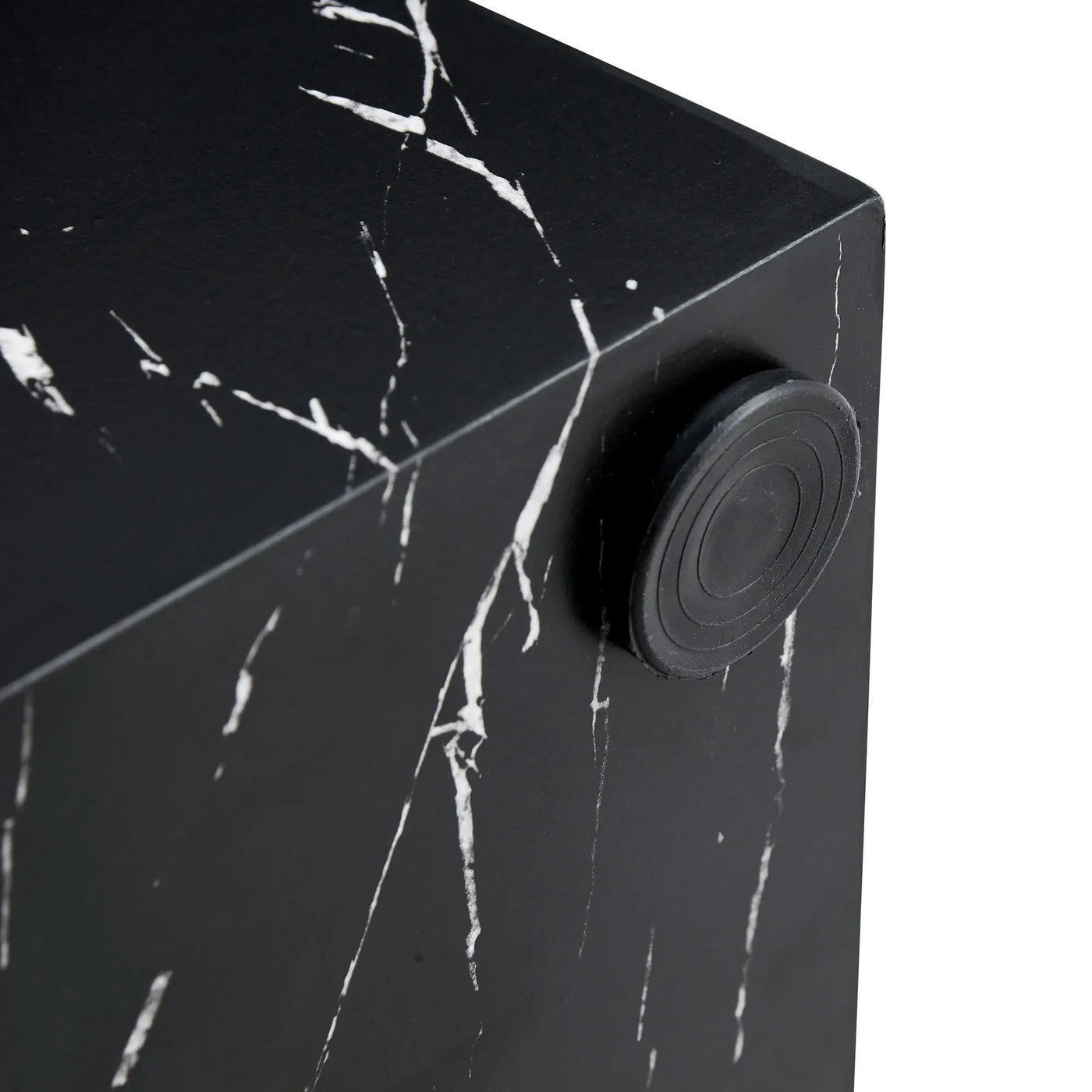 Modern Coffee Table With Stylish Design by Unique Piece Furniture