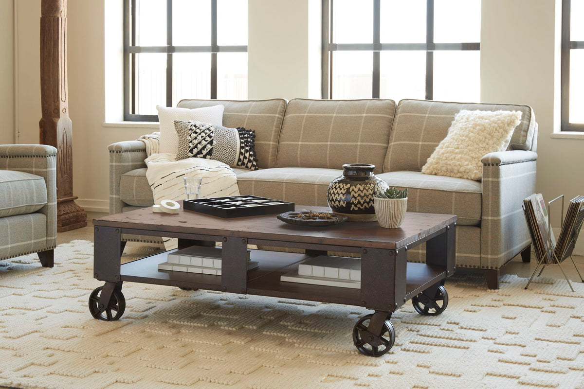 Pinebrook - Rectangular Cocktail Table (2 Braking Casters) - Distressed Natural Pine, photo 2 of 5