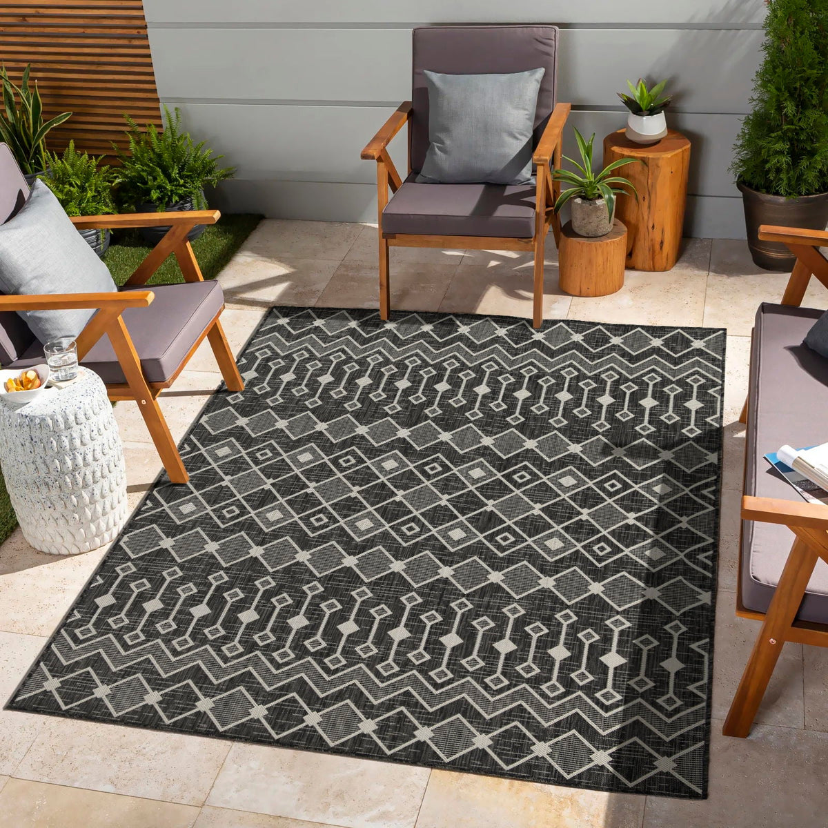 Sunshine - 2'7" X 7'3" Indoor / Outdoor, Polypropylene Area Rug, photo 4 of 12