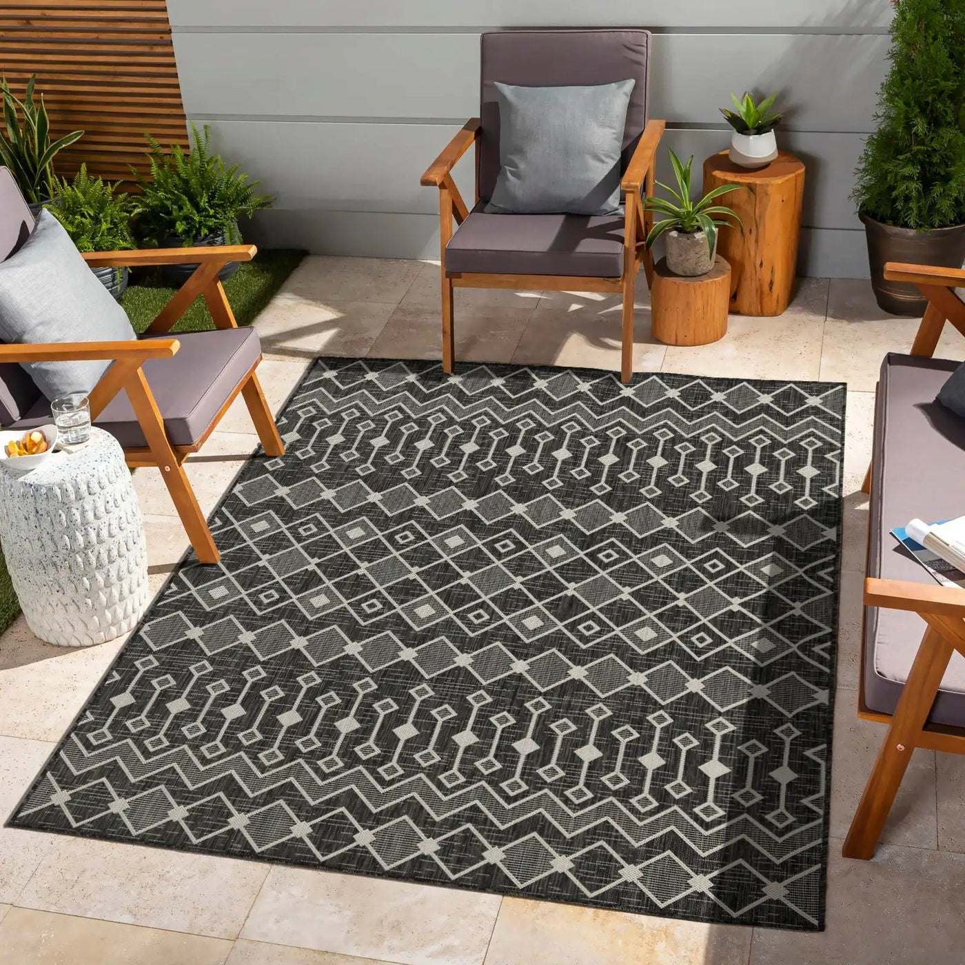 Sunshine - 2'7" X 7'3" Indoor / Outdoor, Polypropylene Area Rug by HouseOfZazla