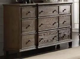 Baudouin - Commode vieillie - Chêne