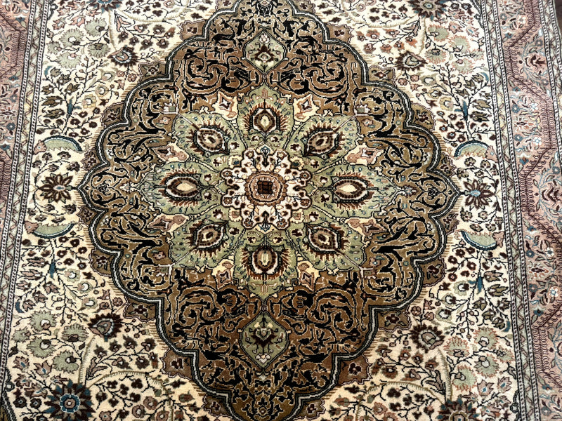 Turkish Sivas Rug 6x9, Floral Medallion, Vintage Handmade Wool Carpet by Jewel Rugs