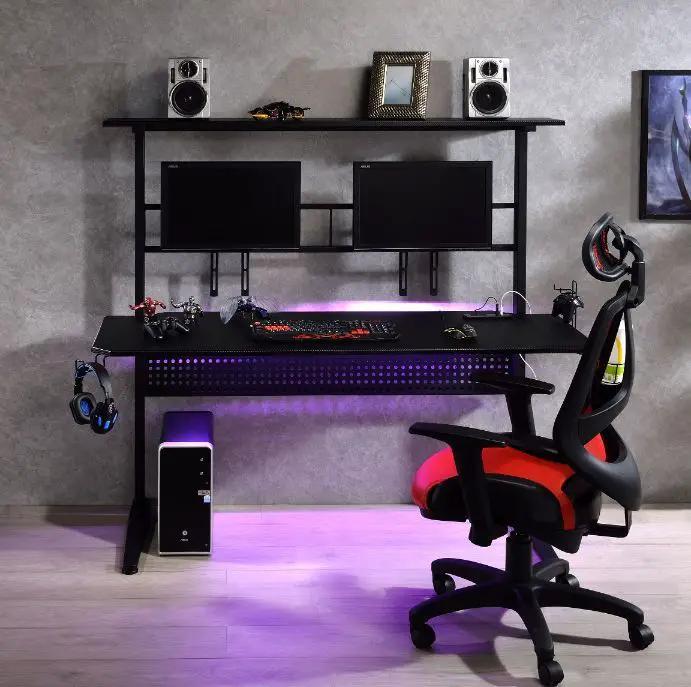 Canzi - Gaming Desk With USB - Black by Unique Piece Furniture