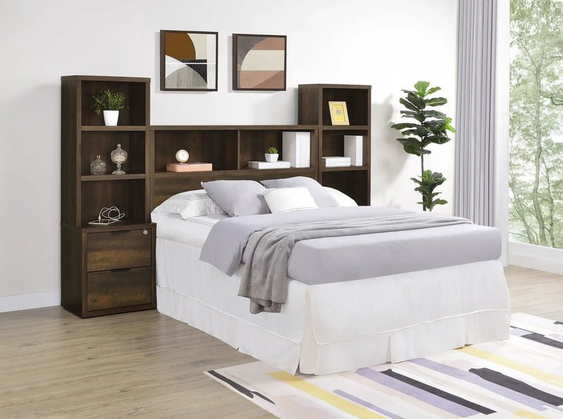 Westpark 3-piece Full Bedroom Set Bookcase Headboard Pine by Unique Piece Furniture