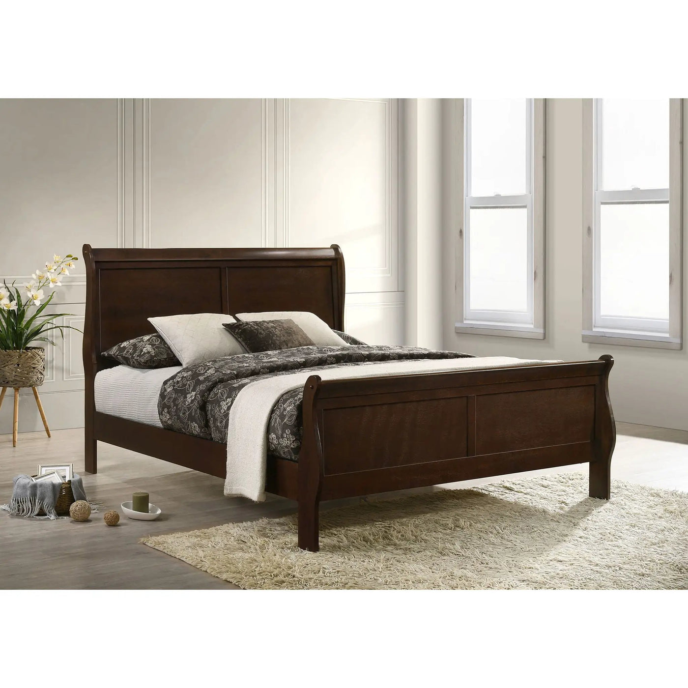 Sleigh Bed by HouseOfZazla