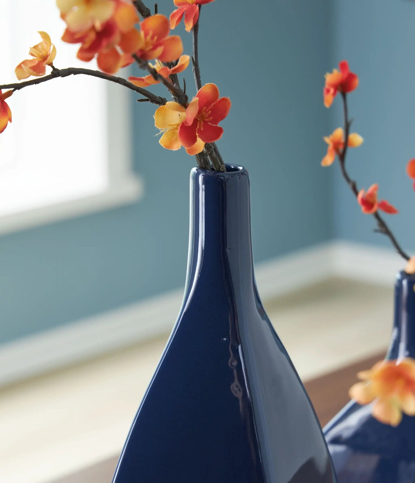 Abtinson - Vase by Unique Piece Furniture