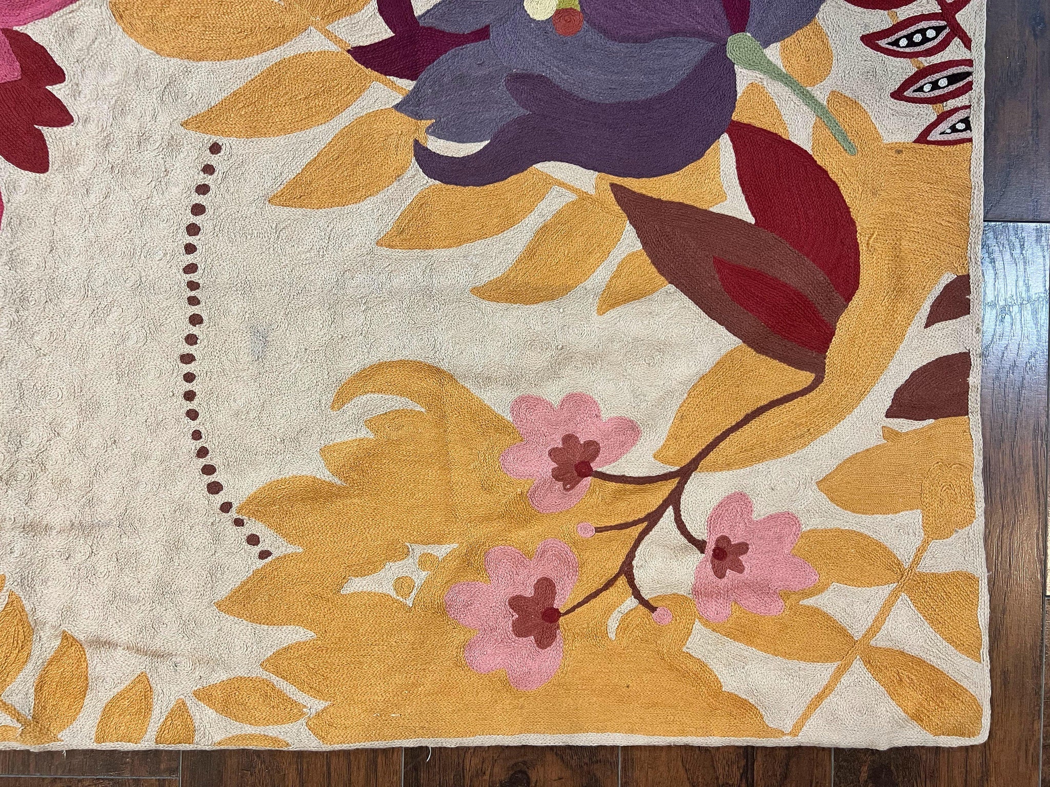 Indian Hand Stitched Rug 4x6, Floral, Silk, Large Floral Design by Jewel Rugs
