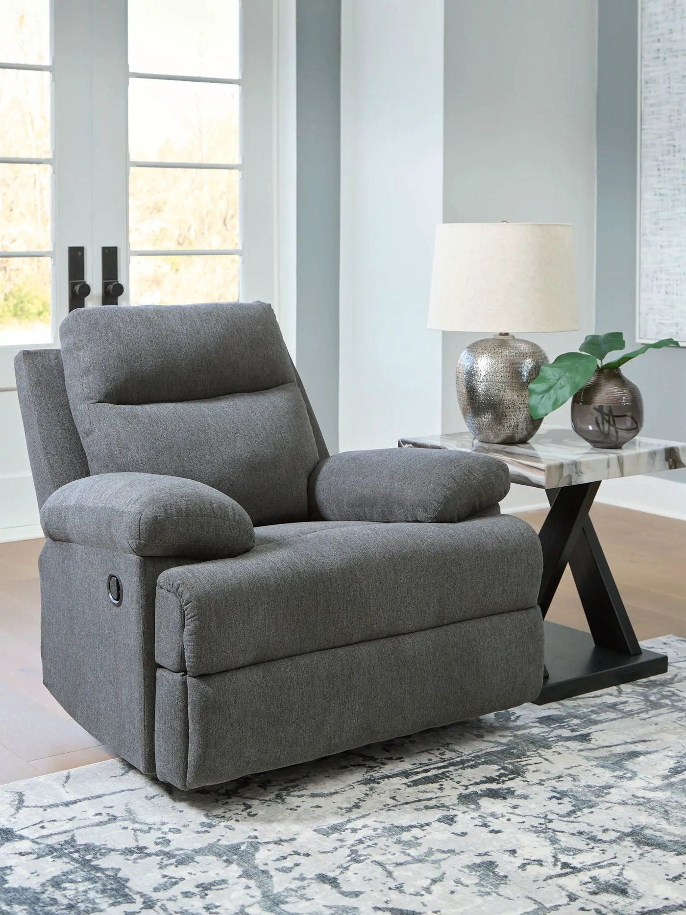 Side-Swipe - Rocker Recliner by Unique Piece Furniture