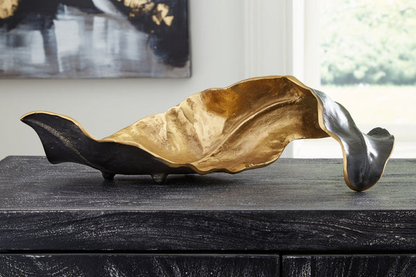 Melinda - Sculpture - Black / Gold Finish, photo 2 of 3