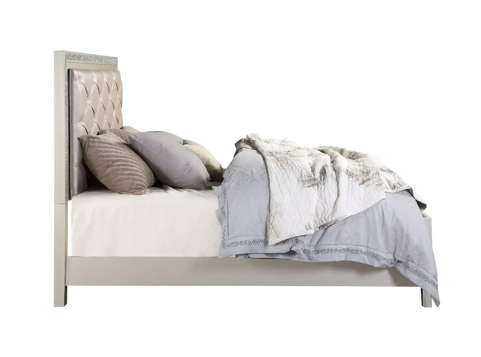 Sliverfluff - Bed by Unique Piece Furniture
