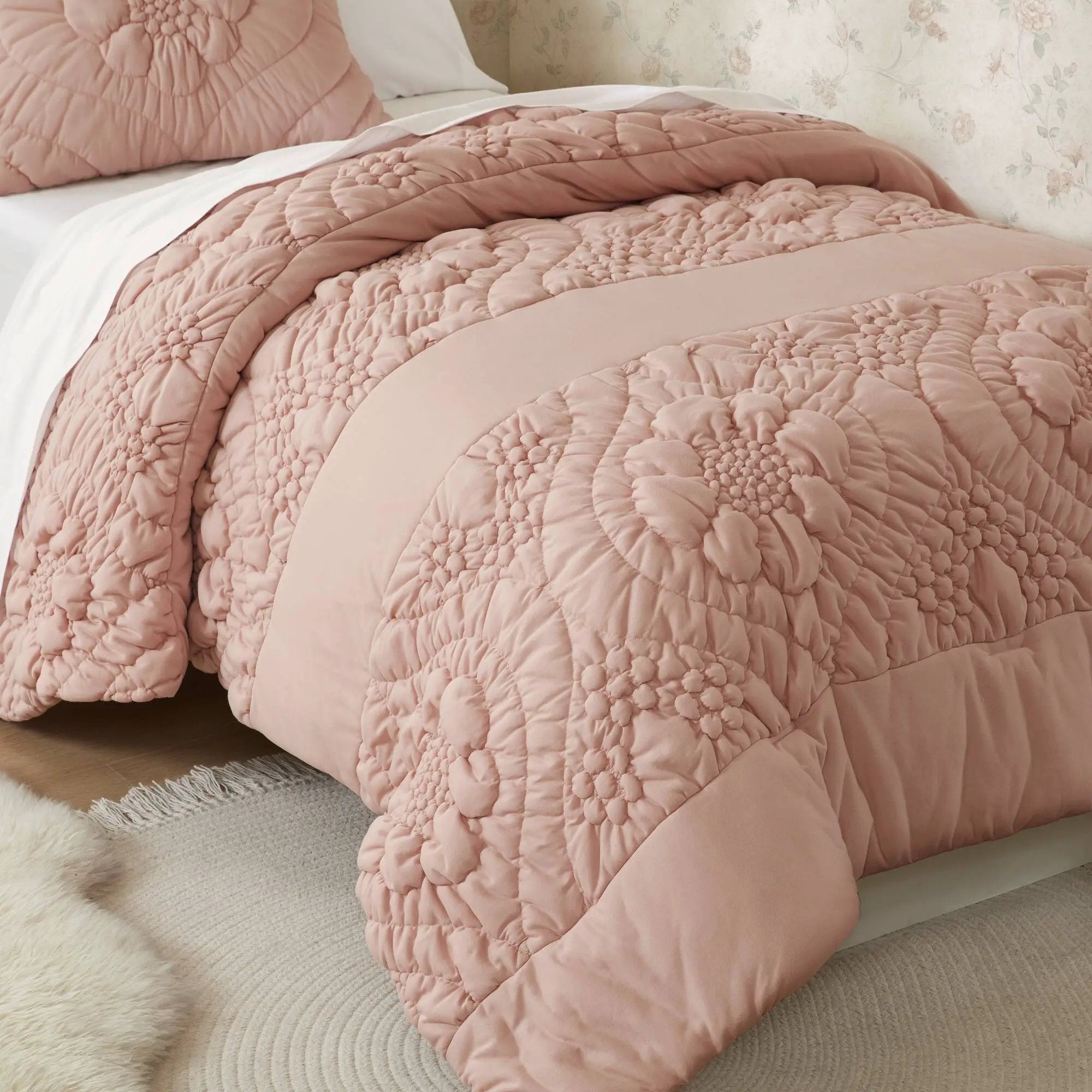 3-Piece Full/Queen Comforter Set by HouseOfZazla