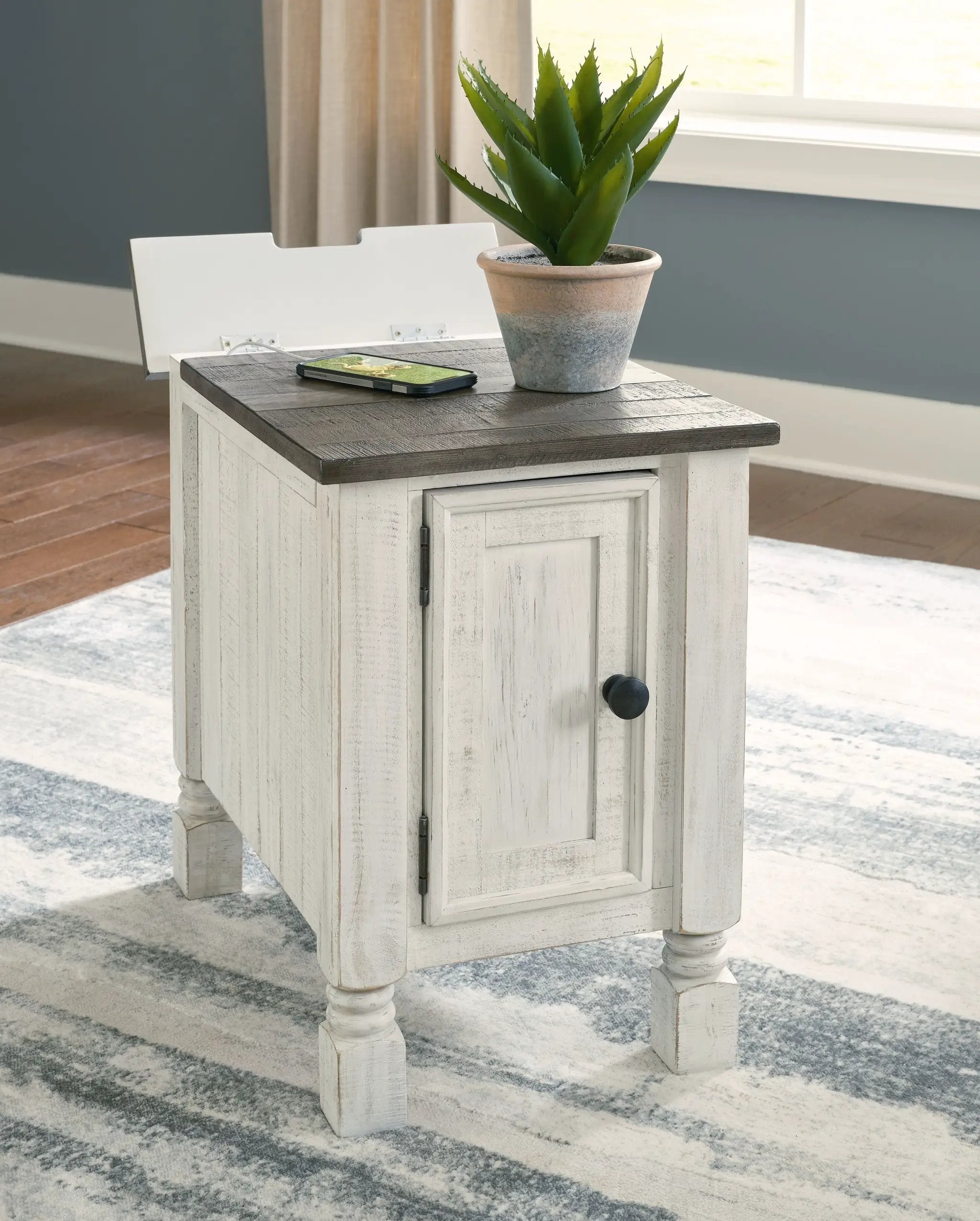 Havalance - Chair Side End Table - White / Gray by Unique Piece Furniture