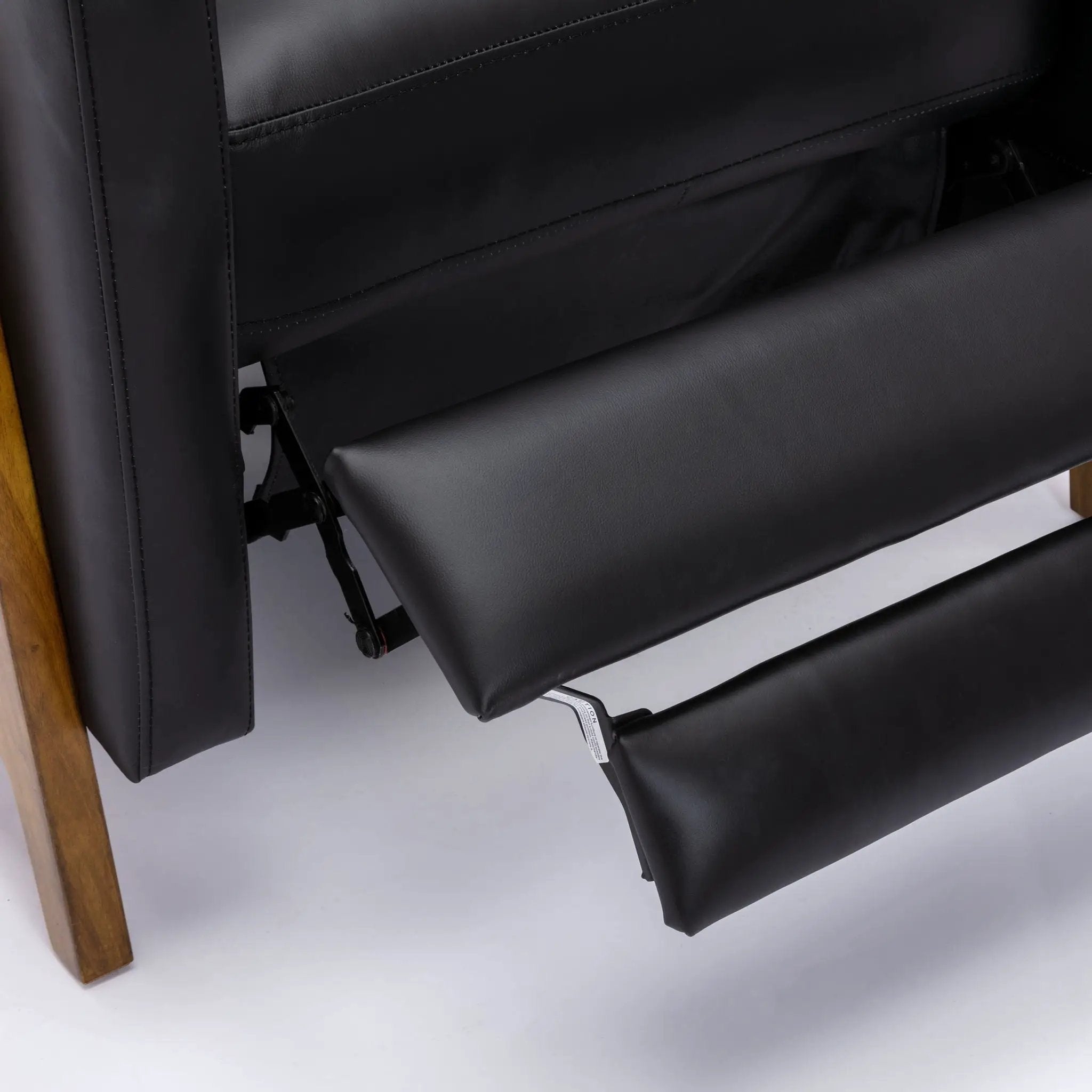Richland - Push Back Recliner Chair by Unique Piece Furniture