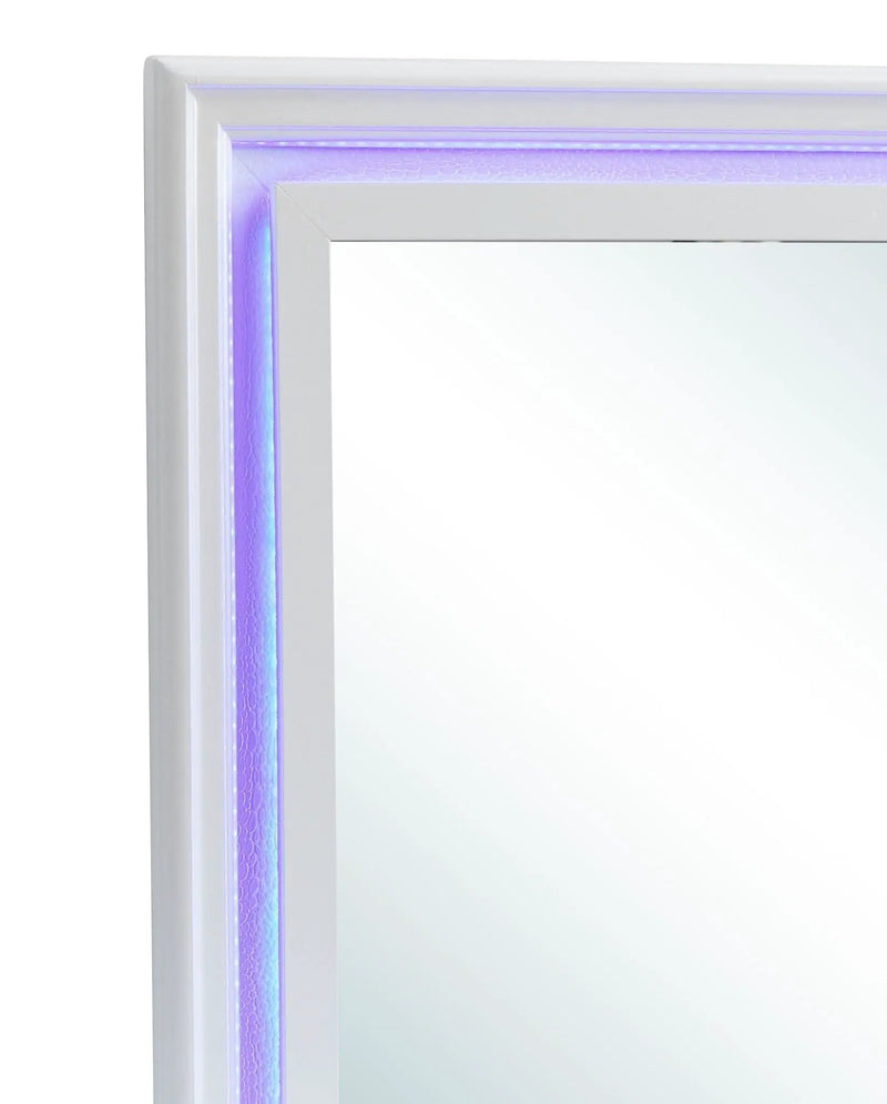 Lorana - Elegant Transitional LED Mirror by HouseOfZazla