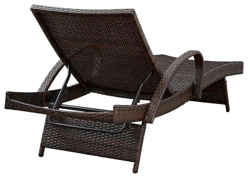 Kantana - Chaise Lounge by Unique Piece Furniture