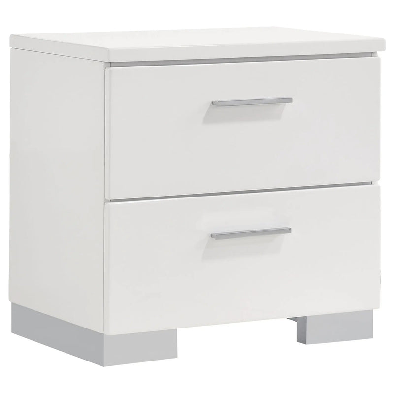 Felicity 4-piece Queen Platform Bedroom Set White by Unique Piece Furniture