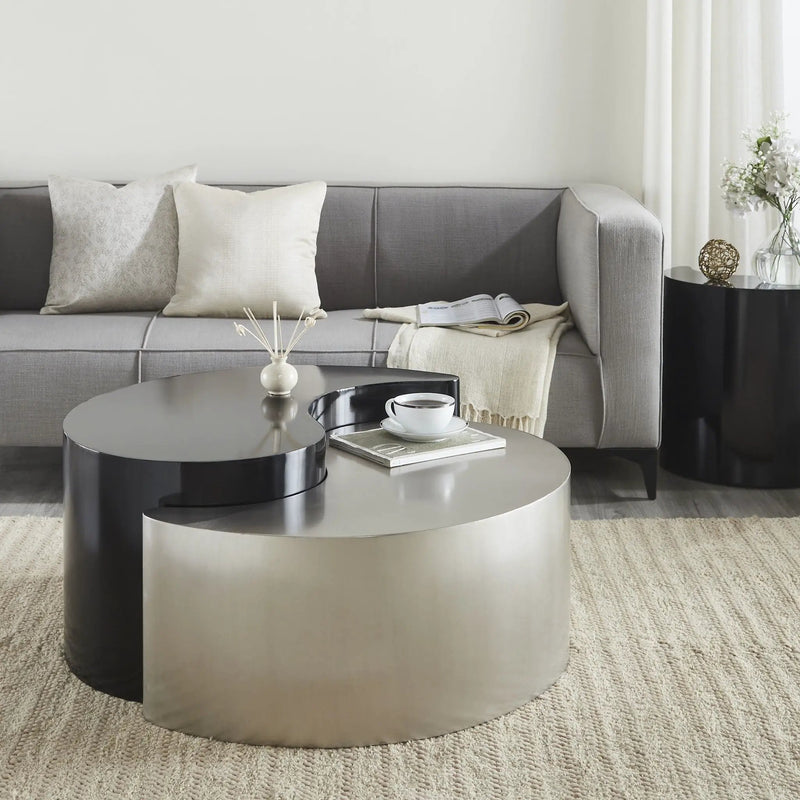 Ying Yang - Table by HouseOfZazla
