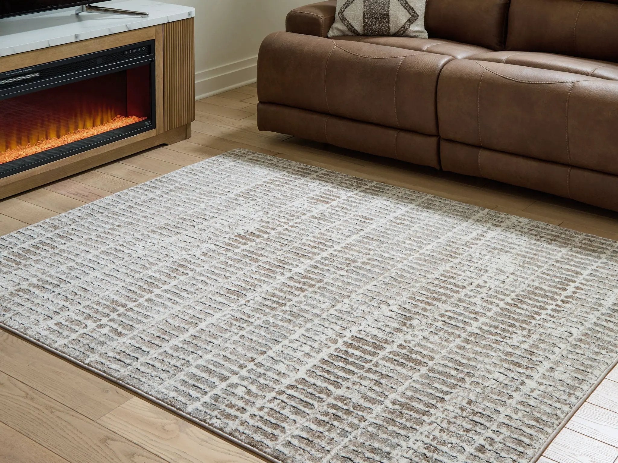 Fuadwick - Rug by Unique Piece Furniture