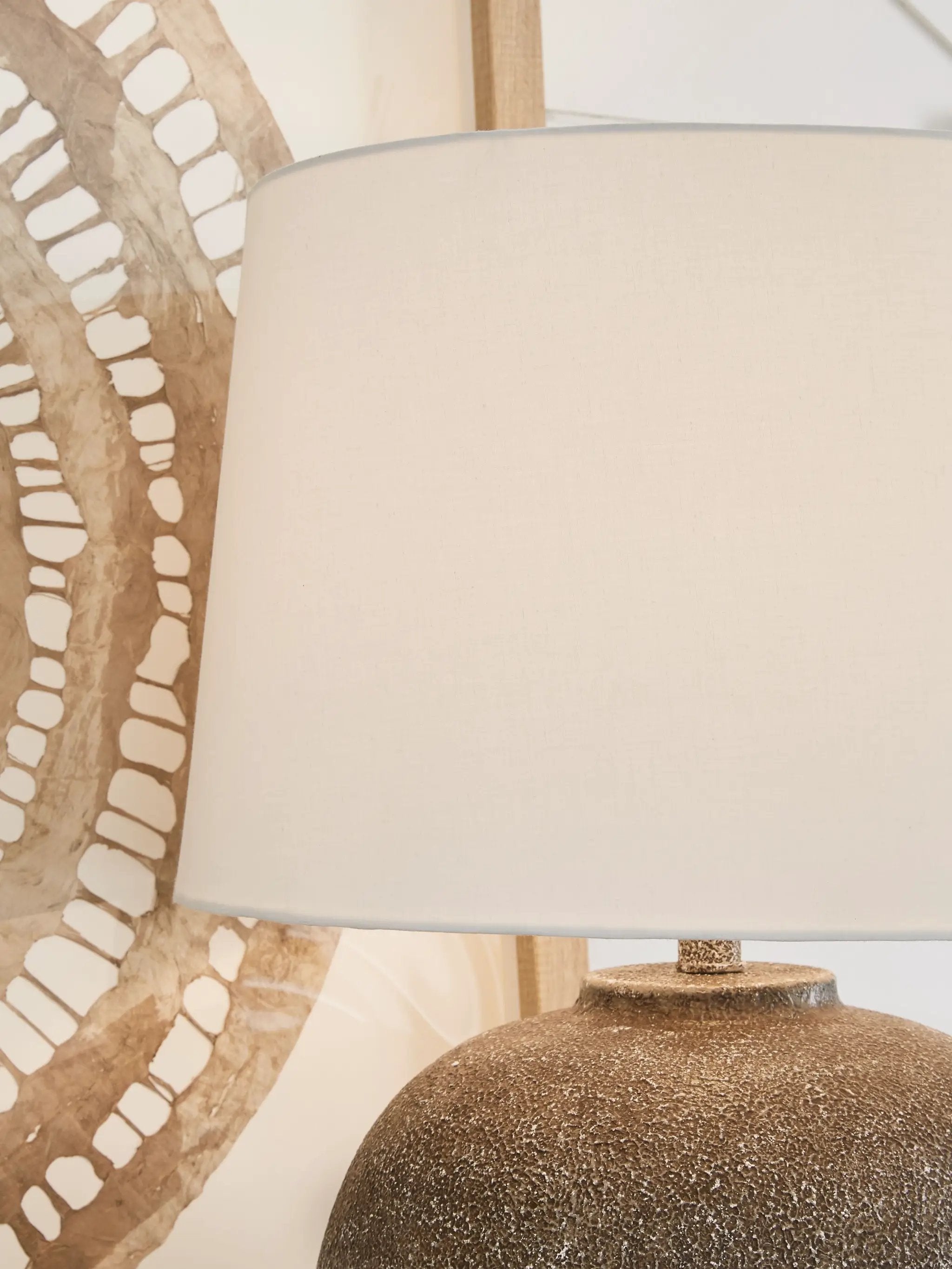 Neavesboro - Metal Table Lamp - Antique Brown / White by Unique Piece Furniture