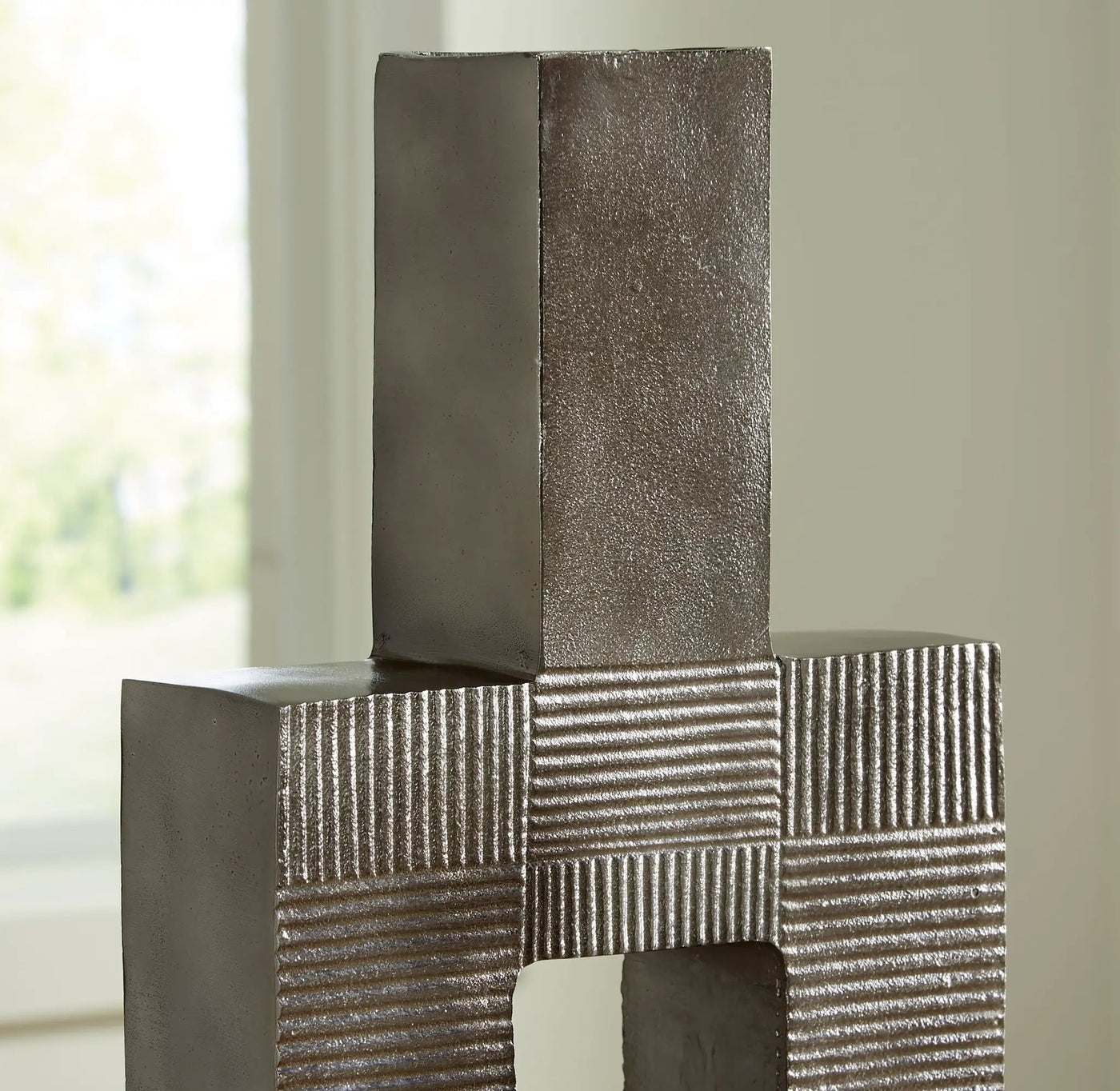 Wrengrove - Vase by Unique Piece Furniture