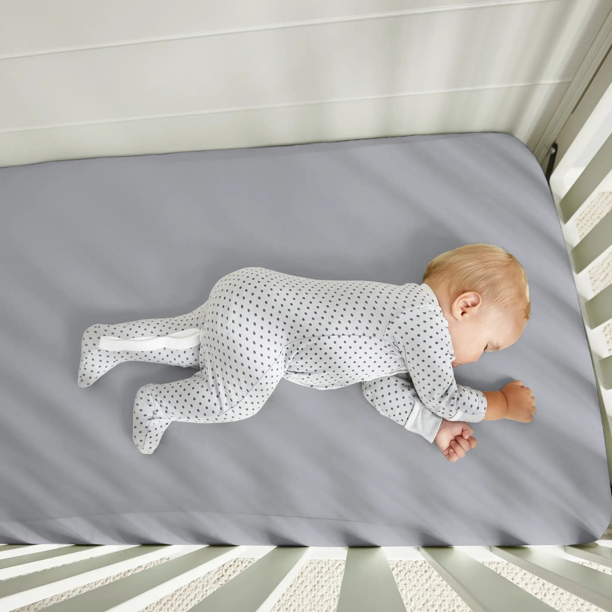 BedGear Hyper-Linen Crib Sheet, Light Grey by HouseOfZazla