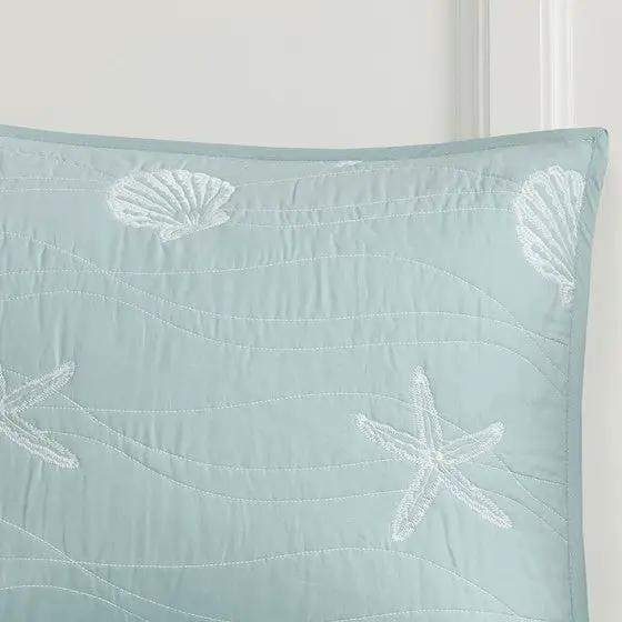 4 Piece Cotton Reversible Embroidered Quilt Set with Throw Pillow Aqua King/Cal King by HouseOfZazla