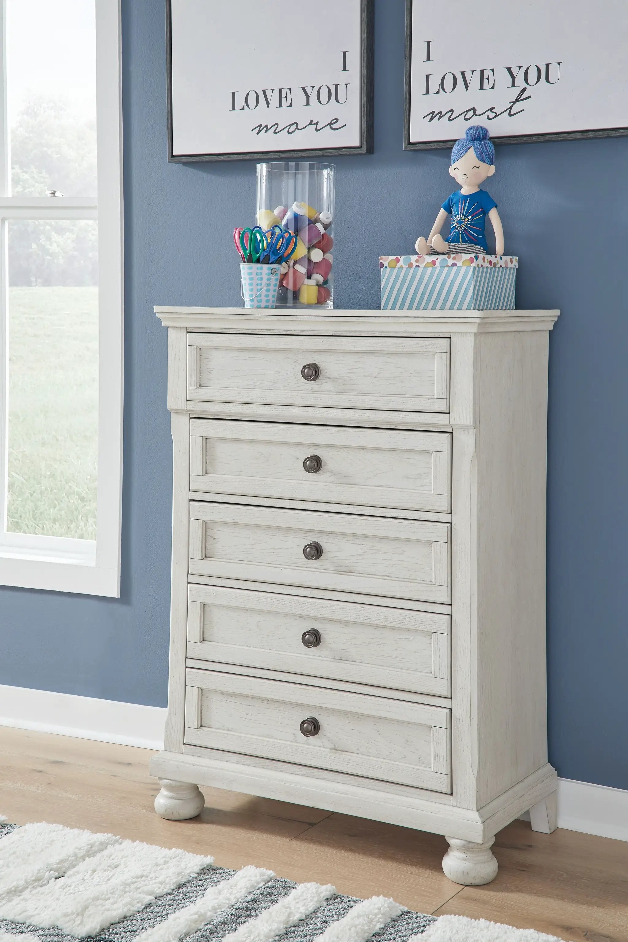 Robbinsdale - Five Drawer Chest - Youth - Antique White by Unique Piece Furniture