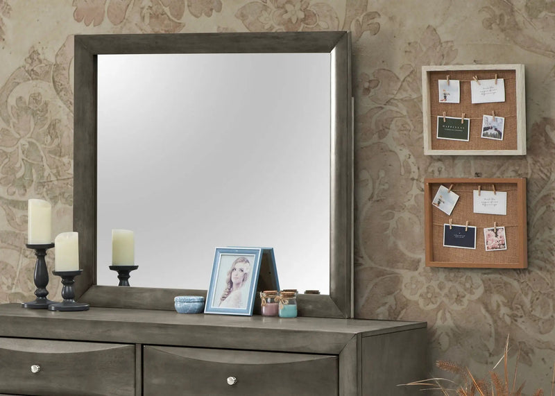 Modern Design Mirror by Unique Piece Furniture