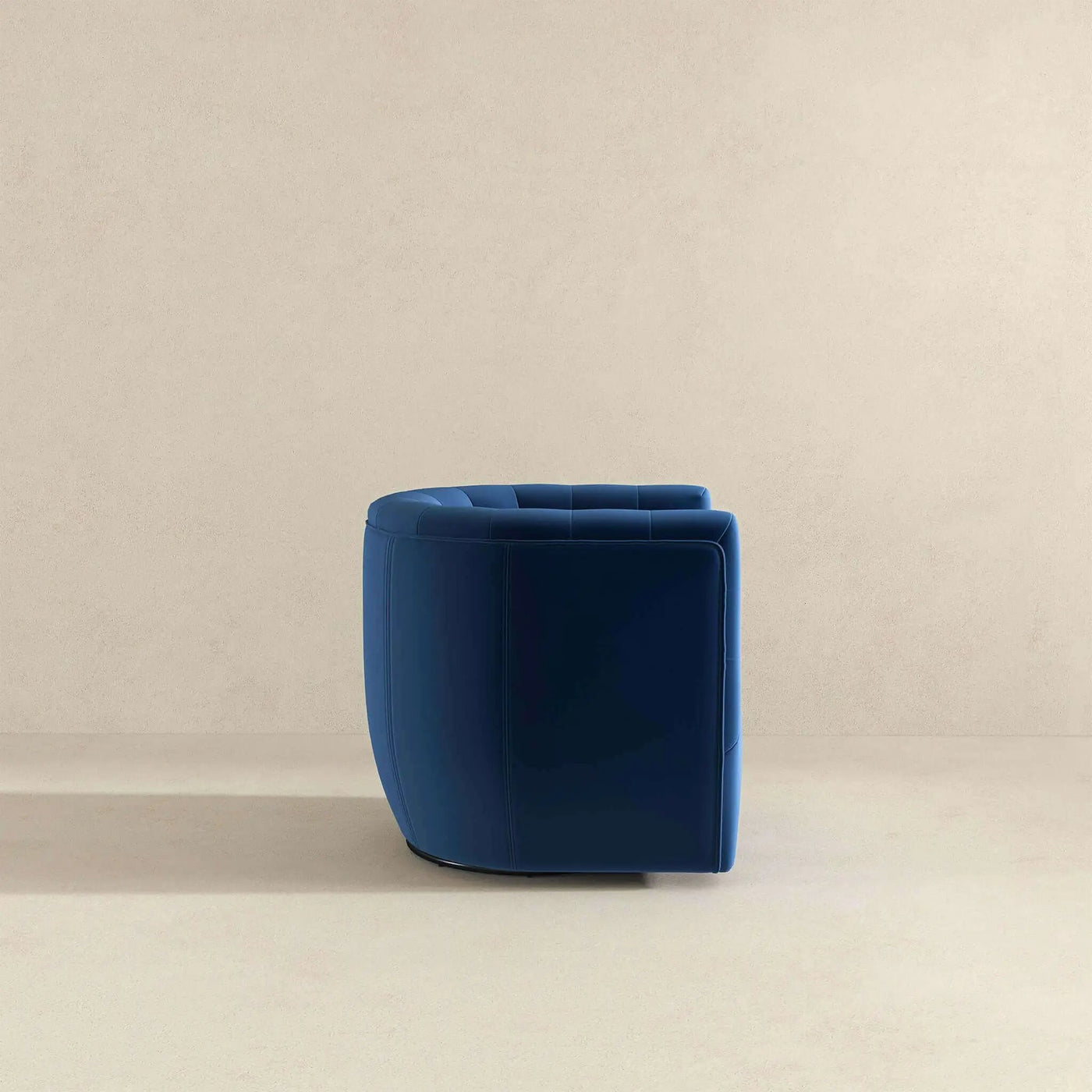 Delaney - Ergonomic Design Swivel Chair by HouseOfZazla