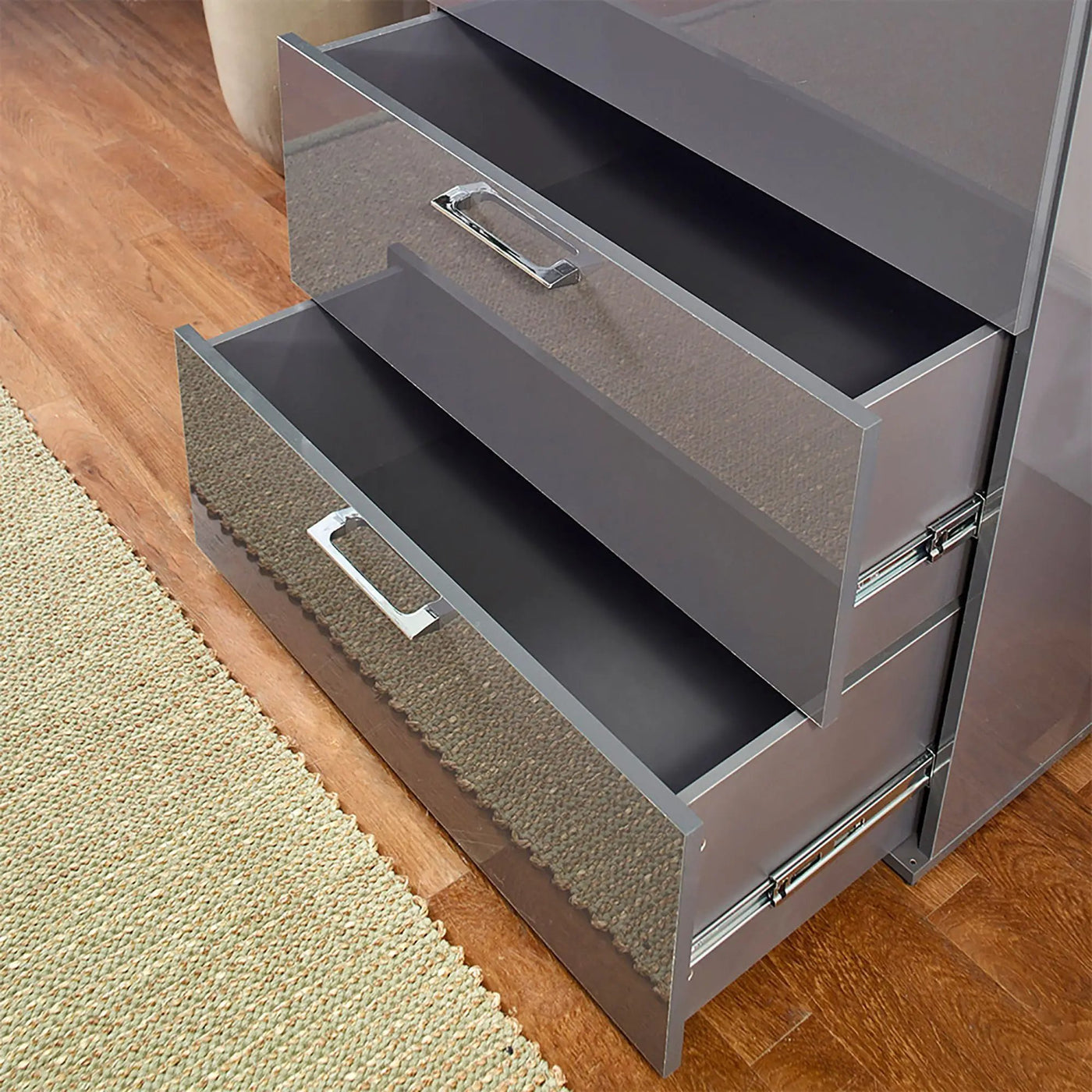 Bliss - Glossy 4 Drawer Jumbo Chest With Extra Deep Storage by HouseOfZazla