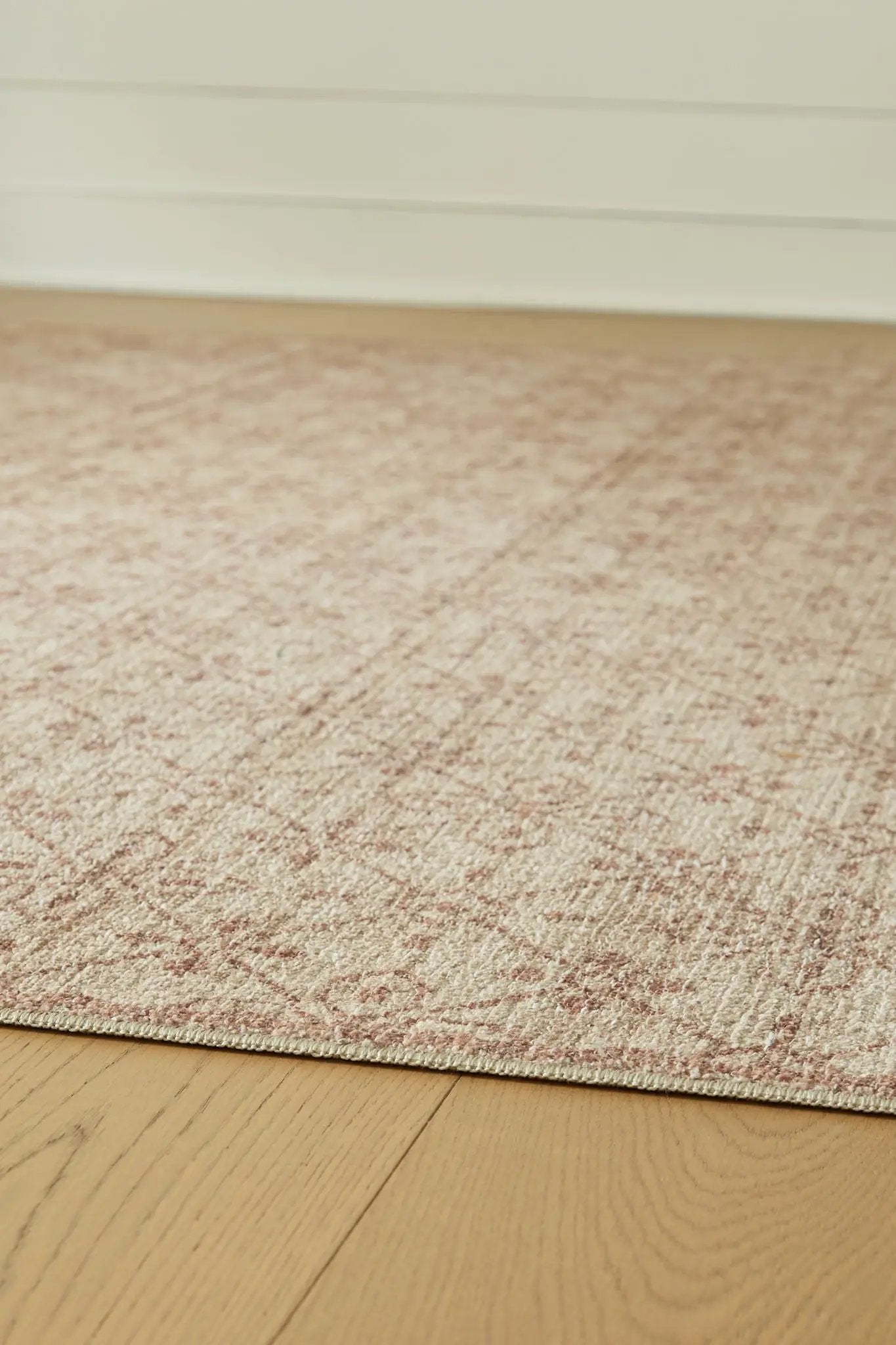 Lyamford - Rug by Unique Piece Furniture