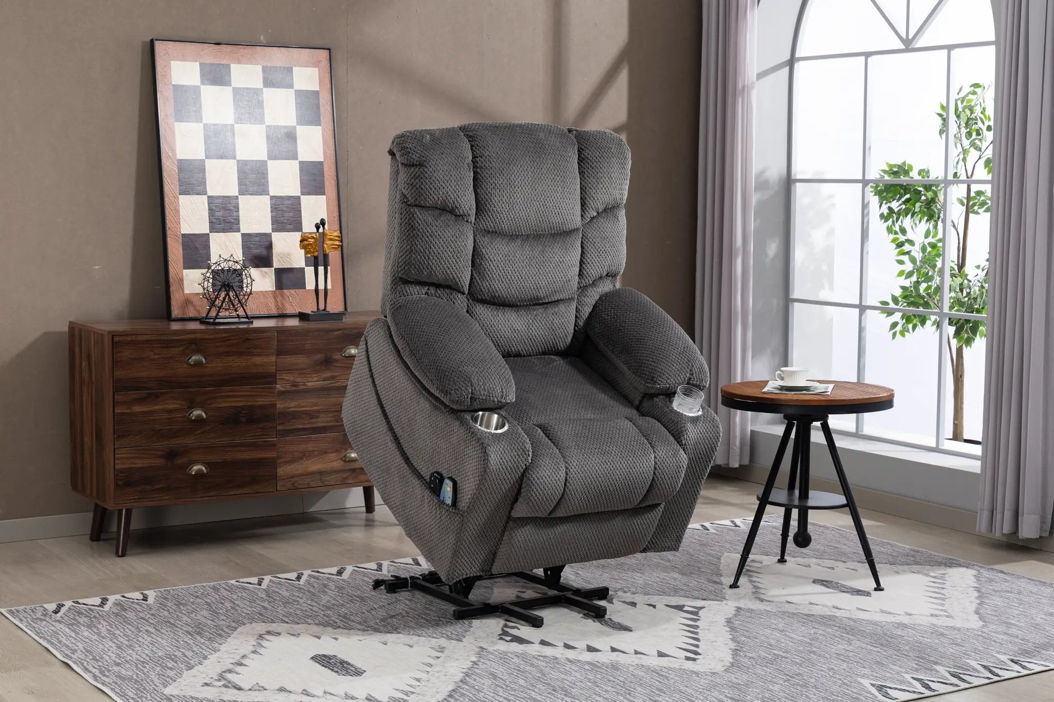 Ultra Wide Electric Lounge Chair by HouseOfZazla