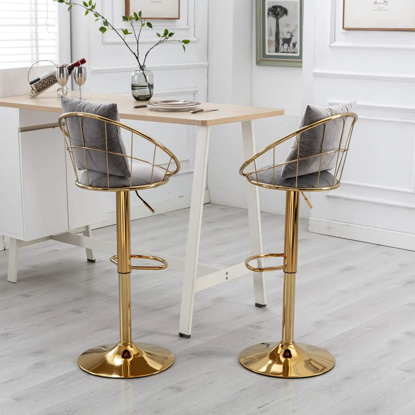 Unique Design Bar Chair, 360 Degree Rotation, Adjustable Height, Suitable For Dining Room And Bar by HouseOfZazla