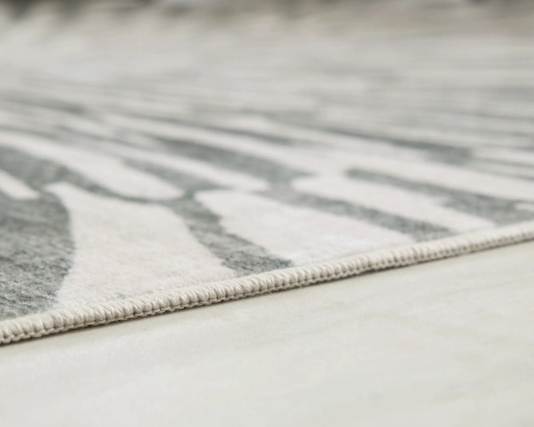 Verland - Washable Rug by Unique Piece Furniture