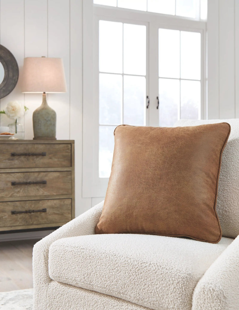 Cortnie - Pillow by Unique Piece Furniture