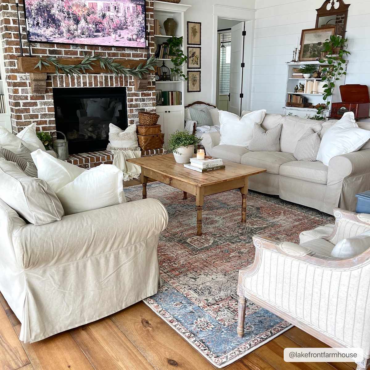 Rosman Distressed Washable Area Rug by Boutique Rugs