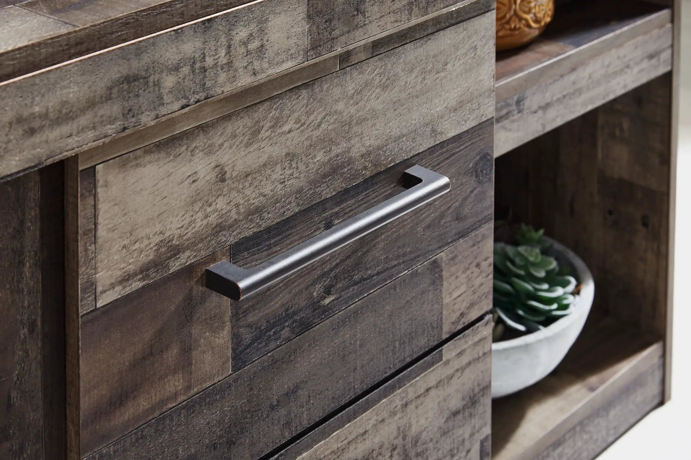 Derekson - Entertainment Center by Unique Piece Furniture
