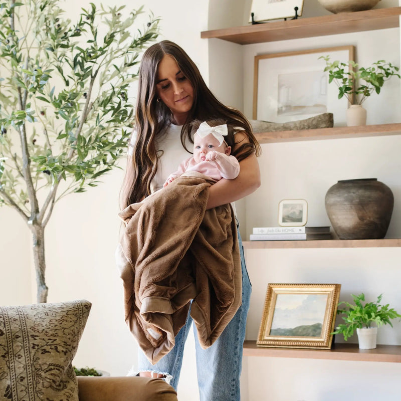 Lush Receiving Blanket 30x40 Inch by Saranoni by HouseOfZazla