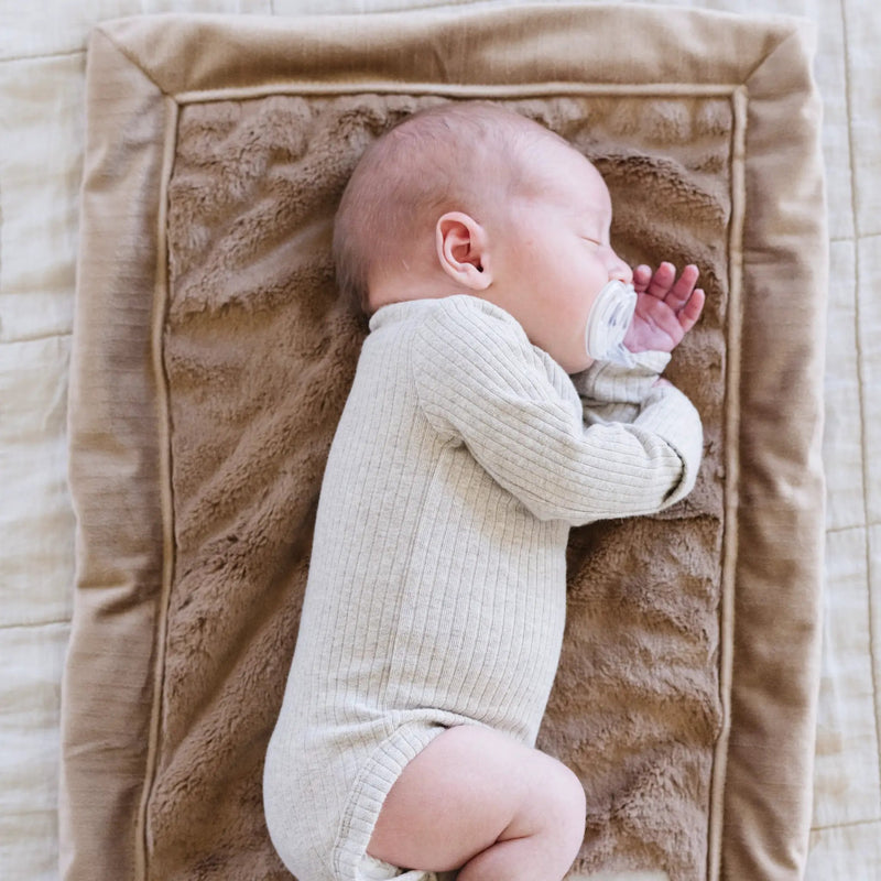 Lush Mini Blankets by Saranoni by HouseOfZazla