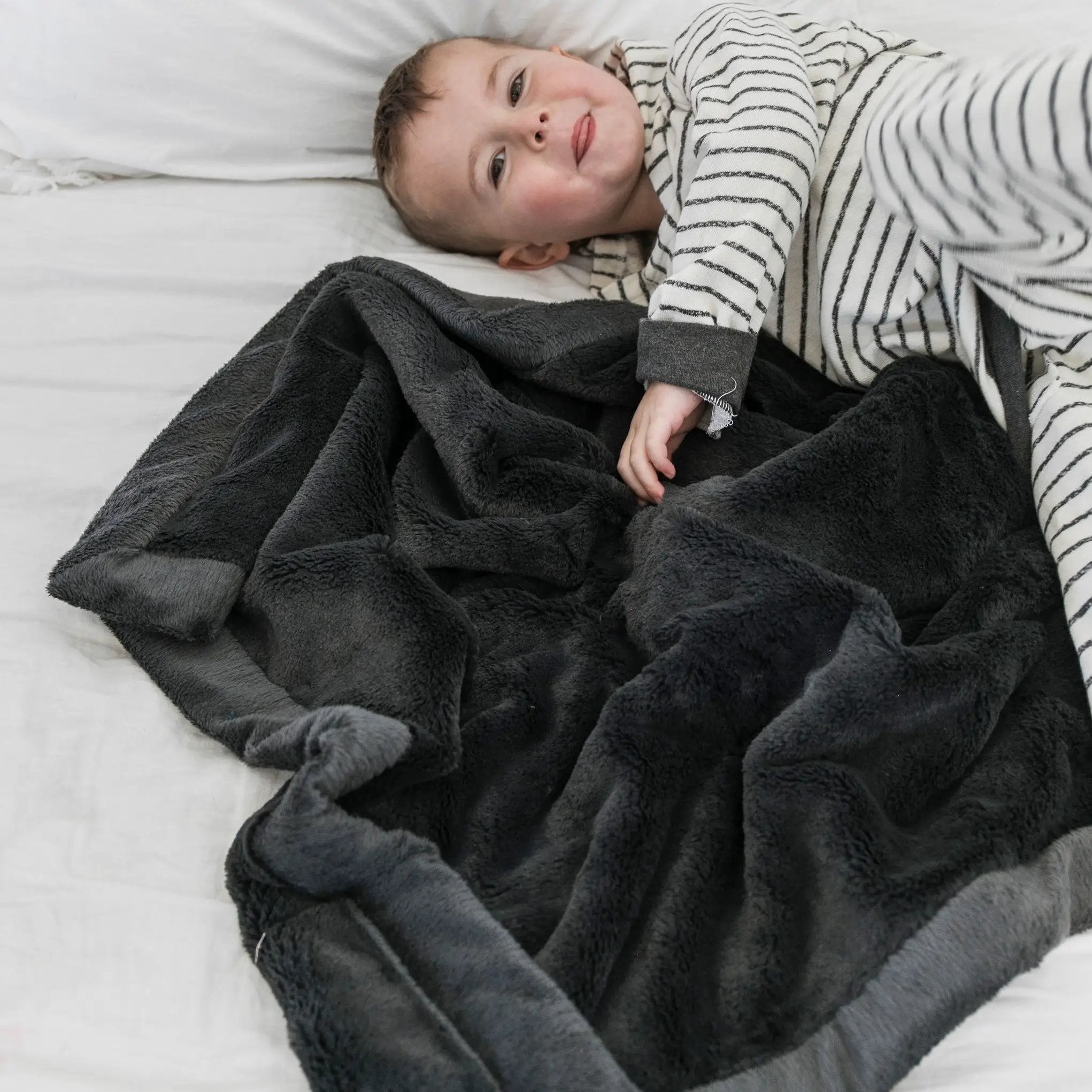 Lush Receiving Blanket 30x40 Inch by Saranoni by HouseOfZazla