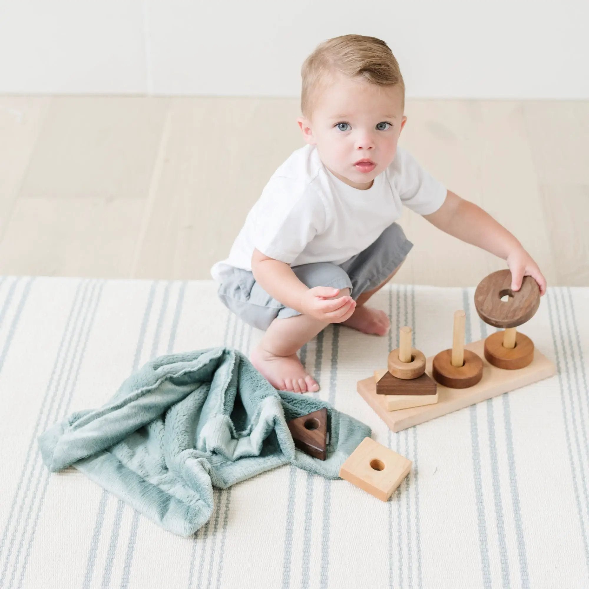 Lush Mini Blankets by Saranoni by HouseOfZazla