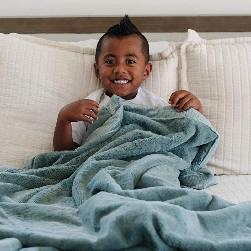 Lush Toddler Blankets by Saranoni by HouseOfZazla