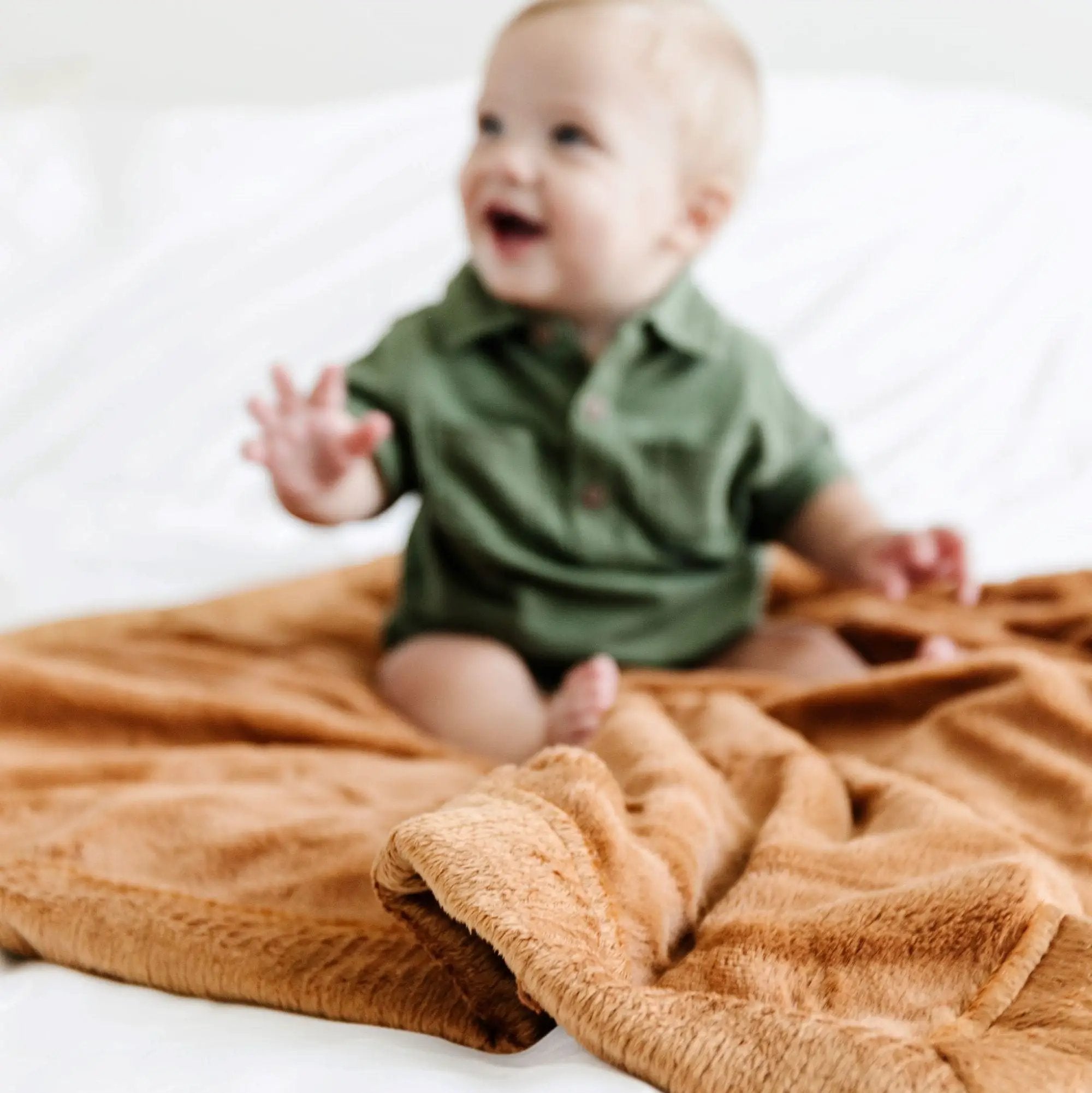 Lush Receiving Blanket 30x40 Inch by Saranoni by HouseOfZazla