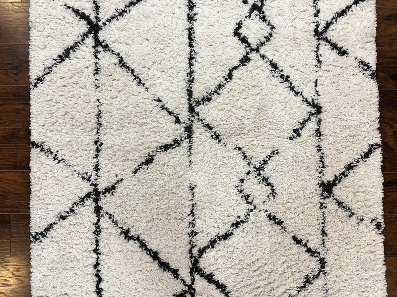Modern Shag Rug 5x7, Ivory and Black Area Rug 5 x 7 ft by Jewel Rugs