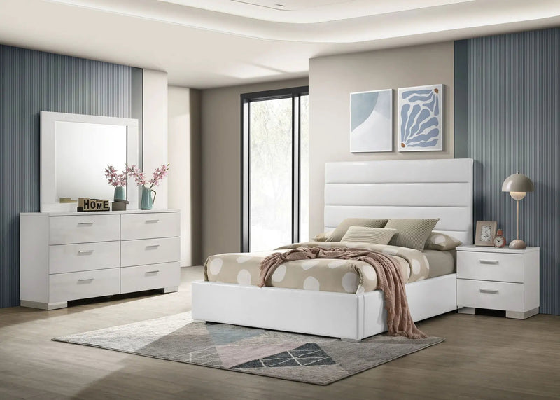 Felicity 4-piece Full Bedroom Set White High Gloss by Unique Piece Furniture