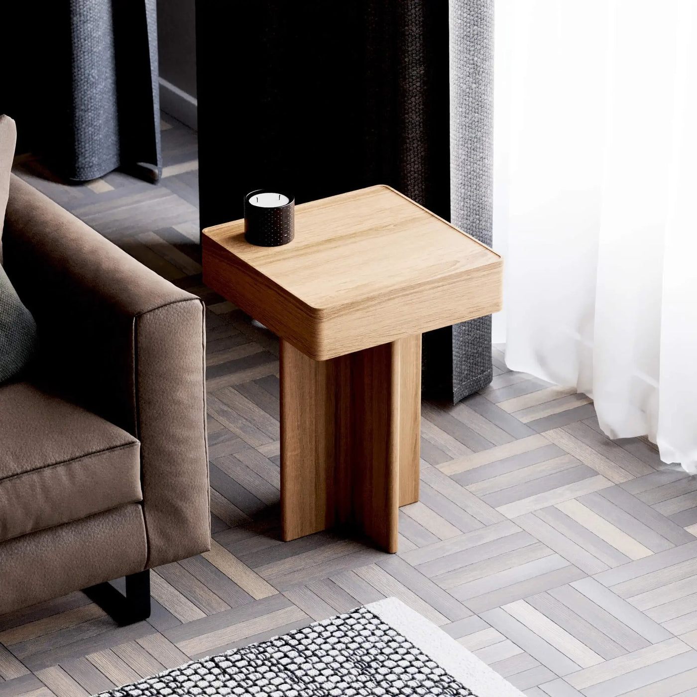 THE LENS - side table by VARBROS