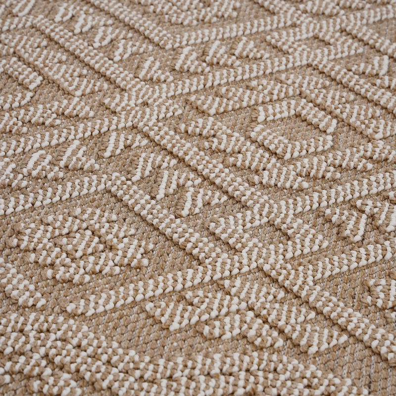 Guros - 6' X 9' Traditional Indoor / Outdoor Area Rug - Natural by Unique Piece Furniture